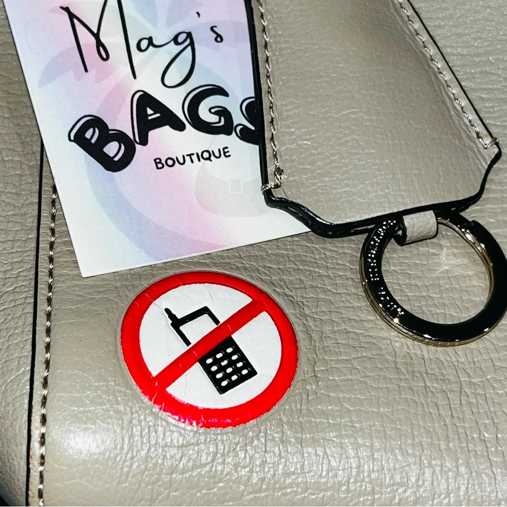 Anya Hindmarch: No Phones No Mobiles Patch Shoulder Tote Bag - Picture 3 of 16